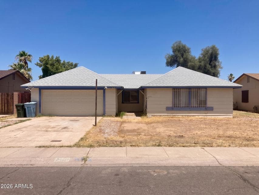 6420 W College Drive, Phoenix, AZ 85033 — photo 1 of 30