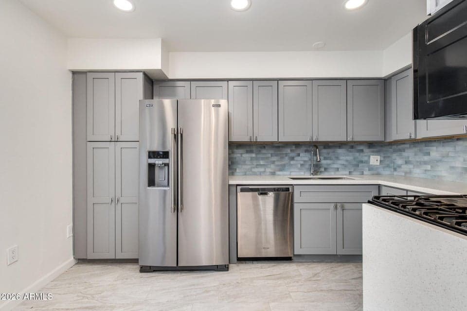 4950 N Miller Road 116, Scottsdale, AZ 85251 — photo 1 of 38