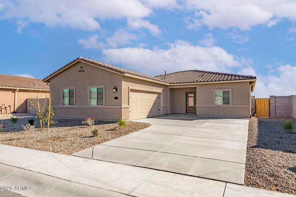 674 W PINTAIL Drive, Casa Grande, AZ 85122 — photo 1 of 17