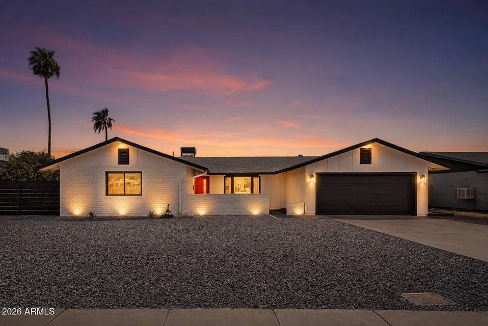 3421 W PERSHING Avenue, Phoenix, AZ 85029 — photo 1 of 22