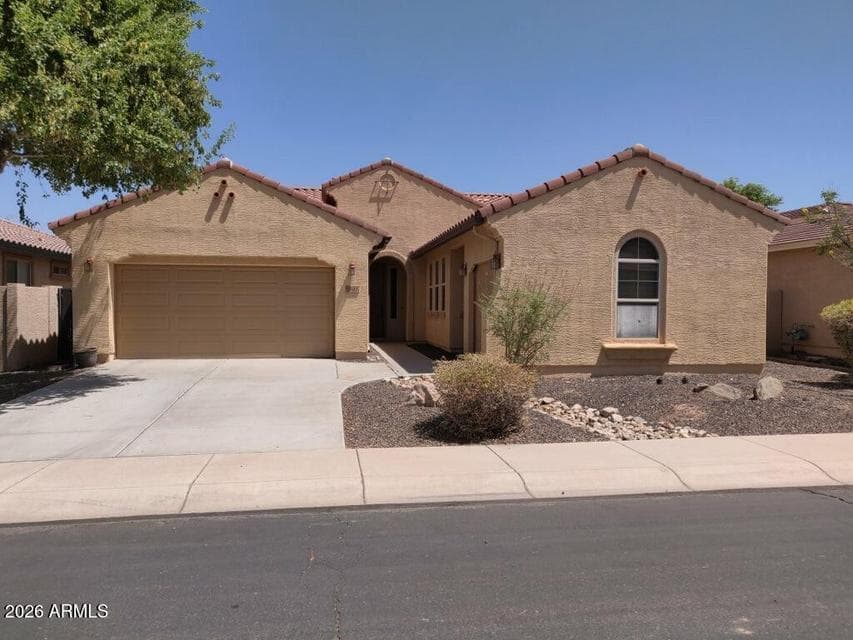 1880 W PELICAN Drive, Chandler, AZ 85286 — photo 1 of 11