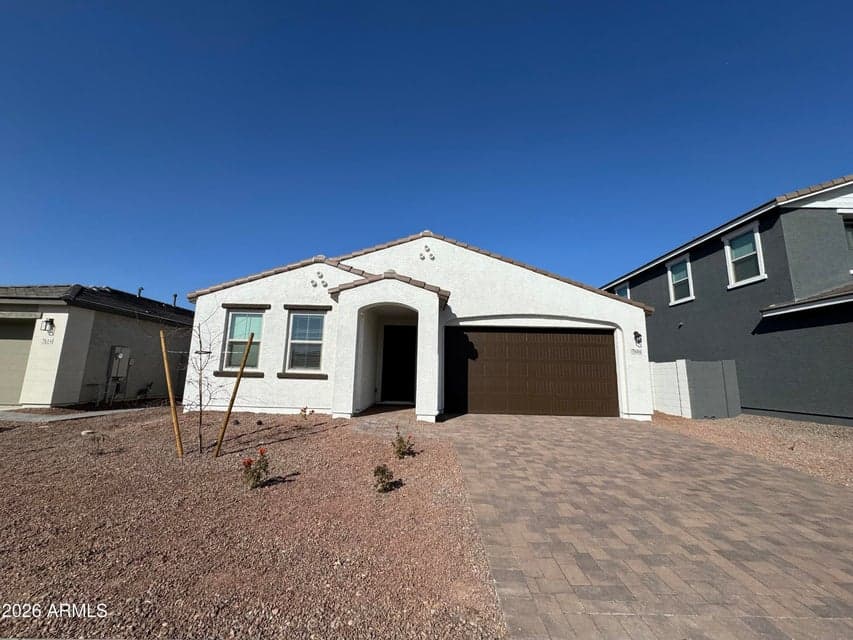 7606 W SMOKETREE Drive, Peoria, AZ 85383 — photo 1 of 20