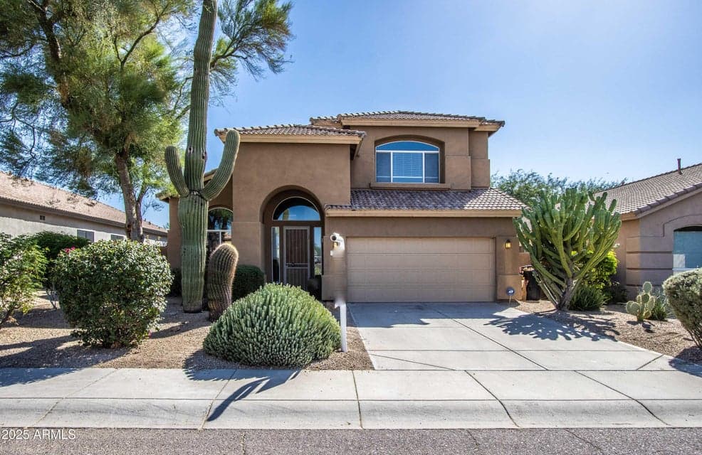 4627 E DALE Lane, Cave Creek, AZ 85331 — photo 1 of 33