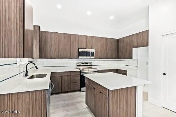 3107 N 39TH Street 11, Phoenix, AZ 85018 — photo 1 of 16