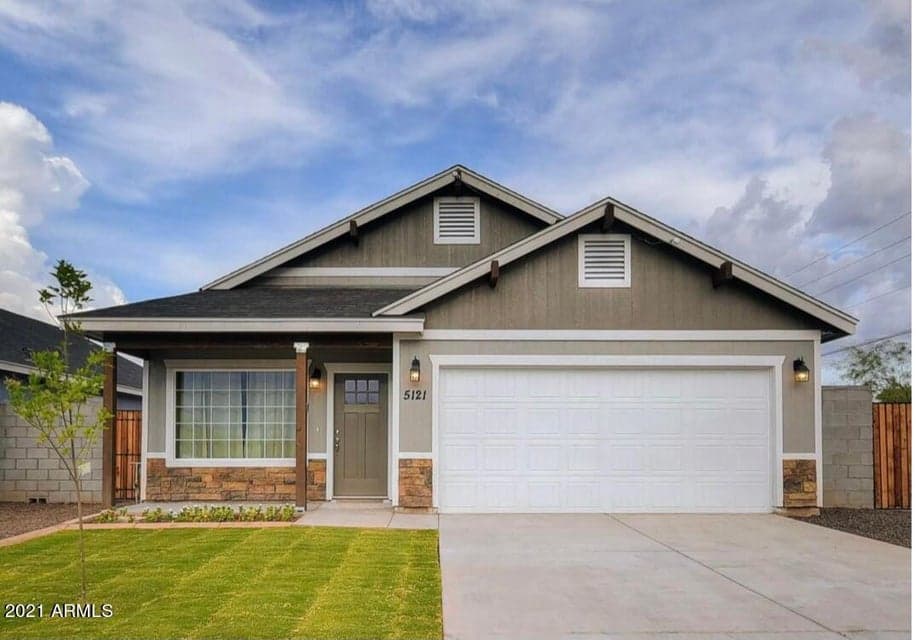 5633 S 12 Lane, Phoenix, AZ 85041 — photo 1 of 8
