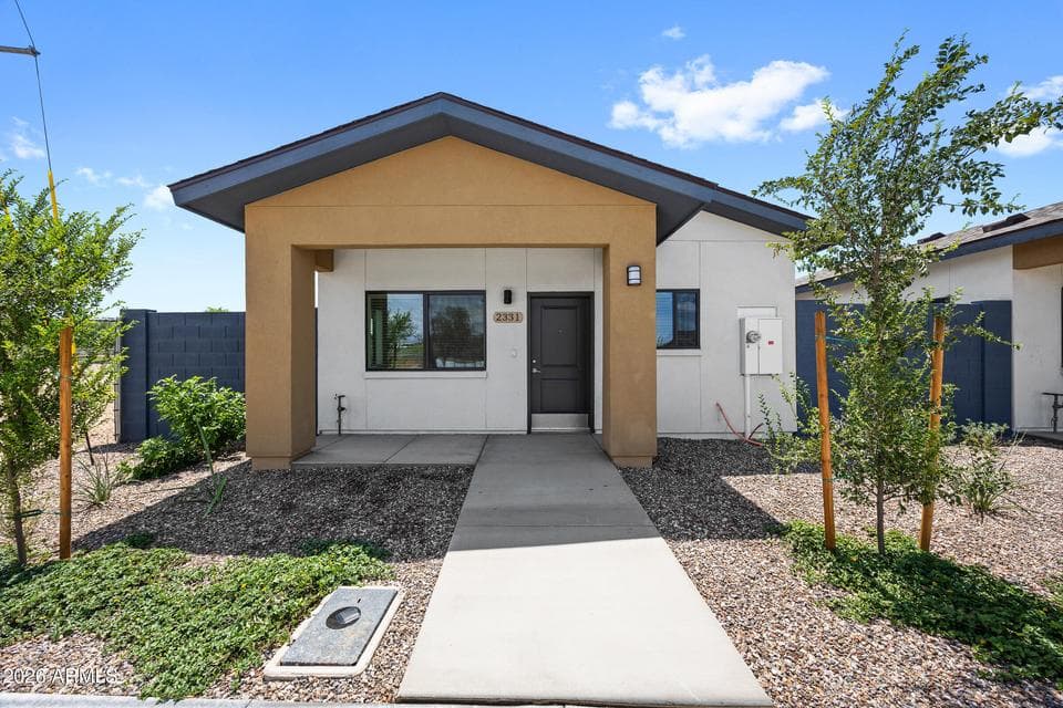 2307 E MCARTHUR Drive, Tempe, AZ 85288 — photo 1 of 17