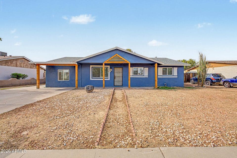 6944 W SOLANO Drive N, Glendale, AZ 85303 — photo 1 of 32