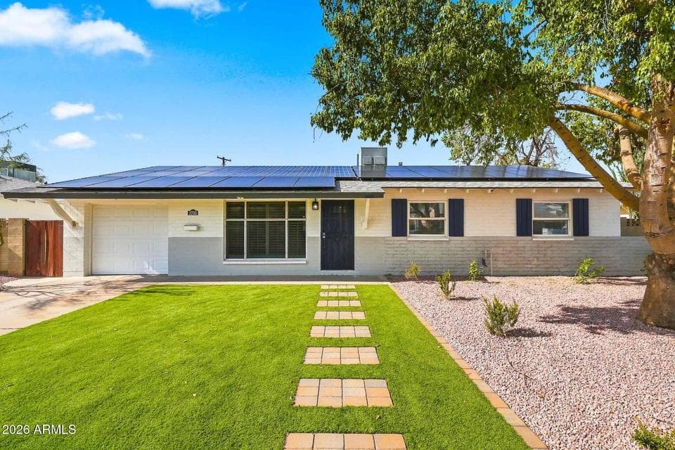3730 W CACTUS WREN Drive, Phoenix, AZ 85051 — photo 1 of 51