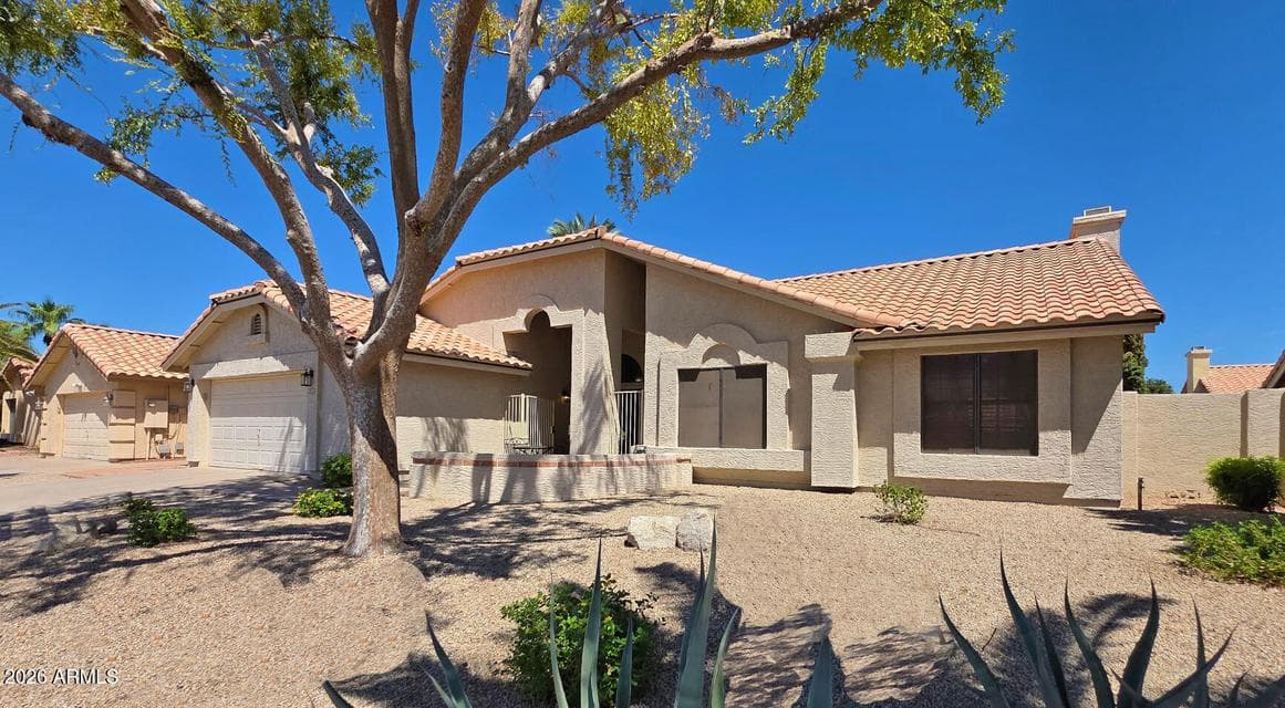 26 E EVELYN Lane, Tempe, AZ 85284 — photo 1 of 35