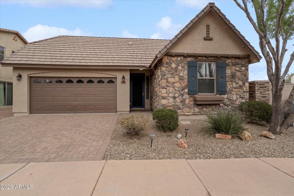 35123 N 34TH Avenue, Phoenix, AZ 85086 — photo 1 of 20