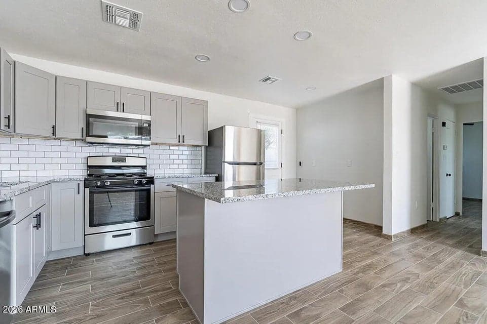 37 E EL PARQUE Drive A, Tempe, AZ 85282 — photo 1 of 15