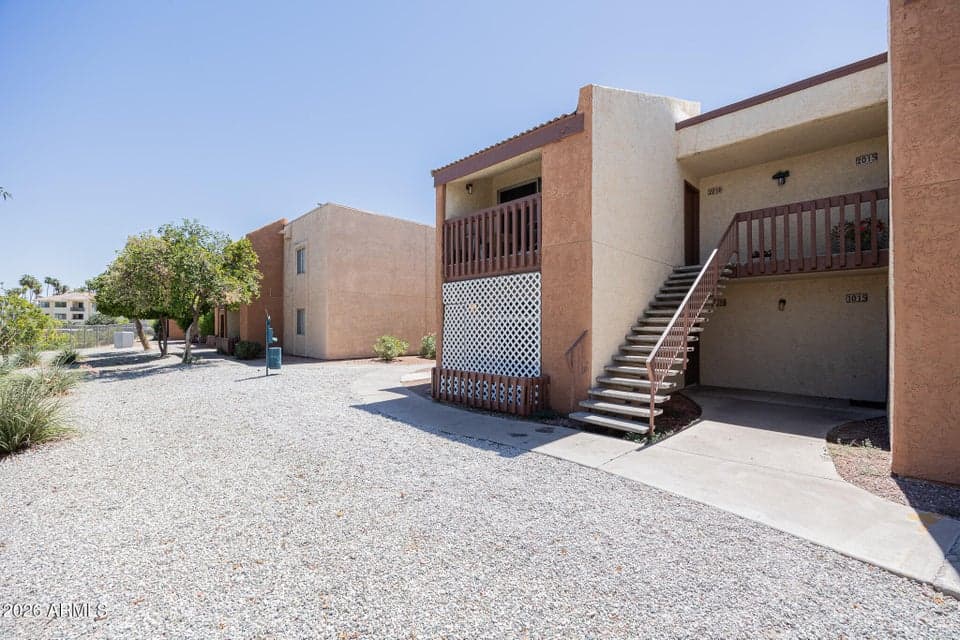 2121 W ROYAL PALM Road 1016, Phoenix, AZ 85021 — photo 1 of 24