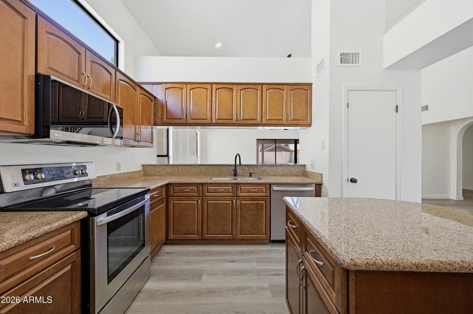14433 S 41ST Place, Phoenix, AZ 85044 — photo 1 of 29