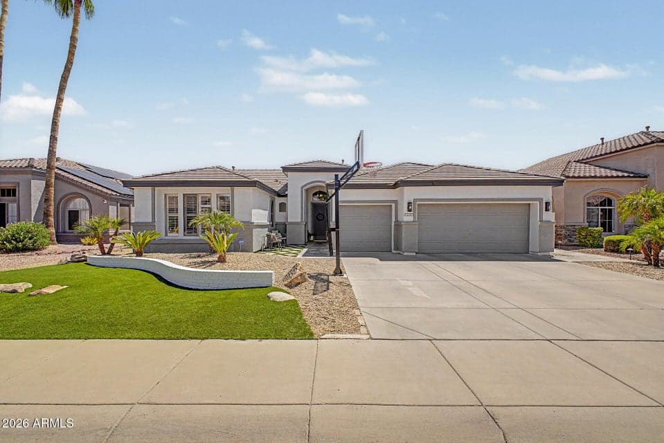 7247 W MELINDA Lane, Glendale, AZ 85308 — photo 1 of 42