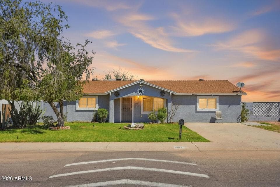 6812 W VIRGINIA Avenue, Phoenix, AZ 85035 — photo 1 of 21