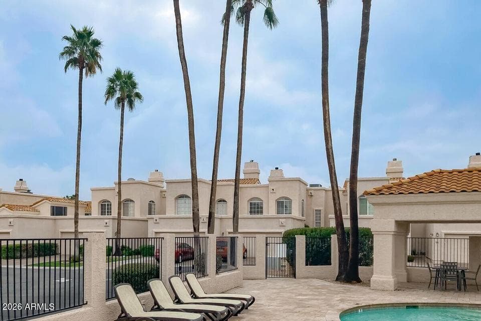 1318 W CORAL REEF Drive, Gilbert, AZ 85233 — photo 1 of 25