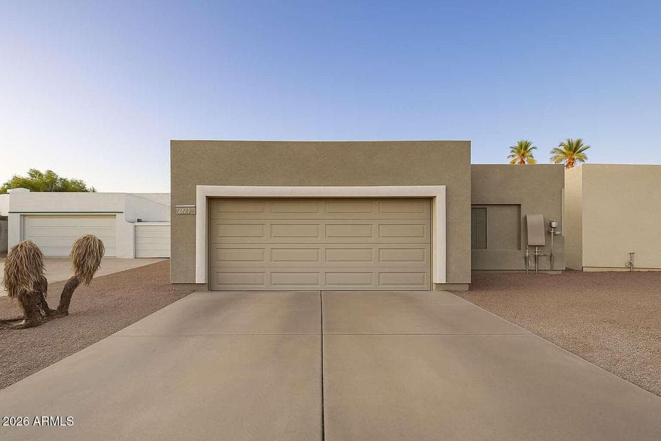 6120 E AUGUSTA Circle, Mesa, AZ 85215 — photo 1 of 32