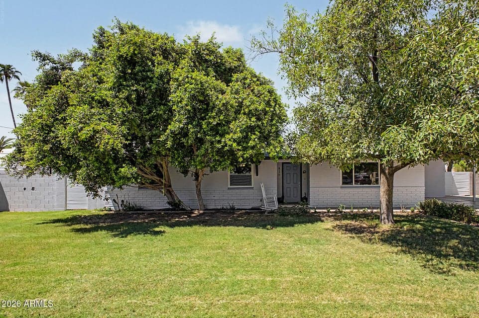 820 N LESUEUR, Mesa, AZ 85203 — photo 1 of 41