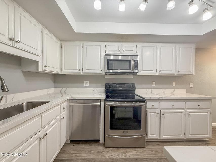 5110 N 31ST Way 316, Phoenix, AZ 85016 — photo 1 of 30