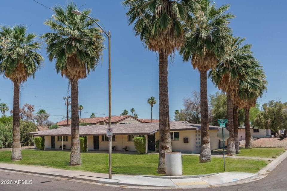7802 E HEATHERBRAE Avenue 2, Scottsdale, AZ 85251 — photo 1 of 19