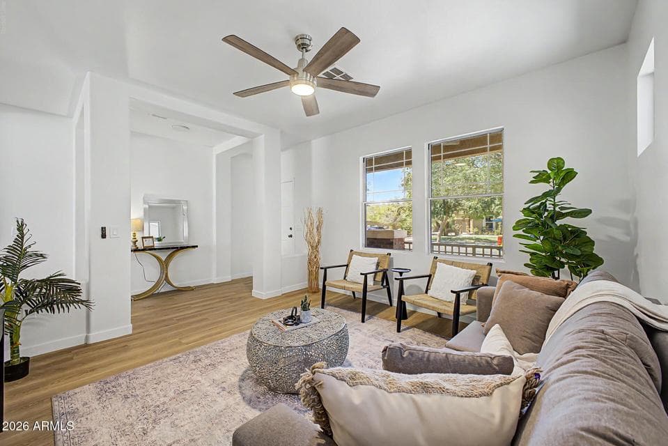 6817 S 40TH Lane, Phoenix, AZ 85041 — photo 1 of 24