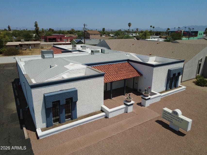 3030 E CACTUS Road, Phoenix, AZ 85032 — photo 1 of 14