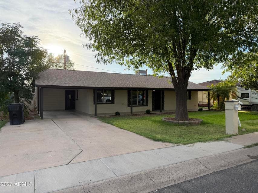 20 S CATALINA Street, Gilbert, AZ 85233 — photo 1 of 35