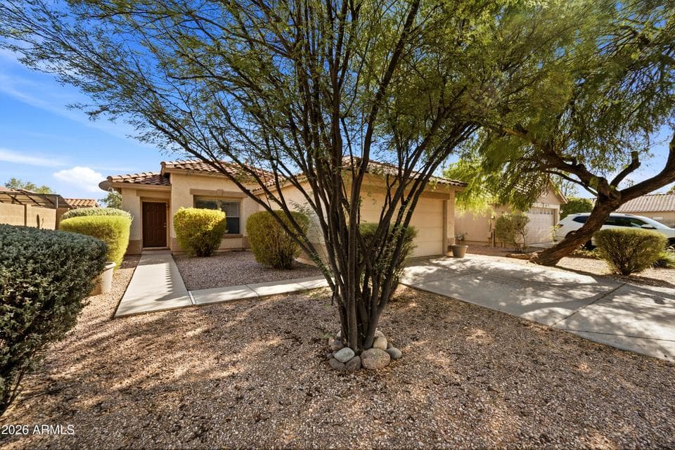 3057 W Lucia Drive, Phoenix, AZ 85083 — photo 1 of 22