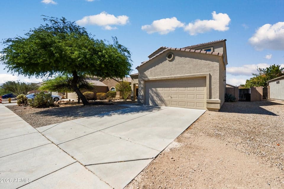 10950 W Royal Palm Road, Peoria, AZ 85345 — photo 1 of 26