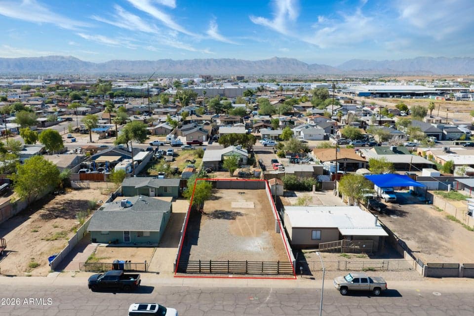 2419 W YUMA Street 4, Phoenix, AZ 85009 — photo 1 of 17