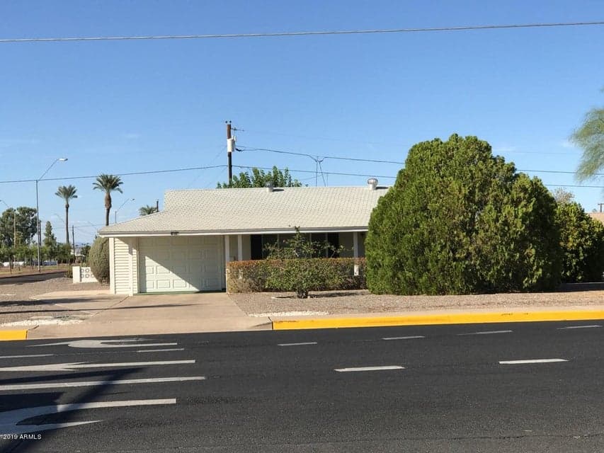 10654 W ALABAMA Avenue, Sun City, AZ 85351 — photo 1 of 17