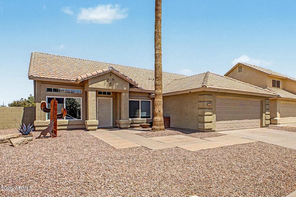 1480 W GAIL Drive, Chandler, AZ 85224 — photo 1 of 35