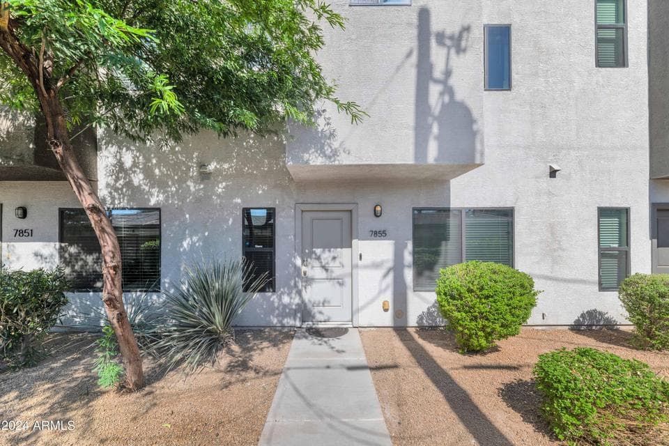 7855 N 20th Glen, Phoenix, AZ 85021 — photo 1 of 41