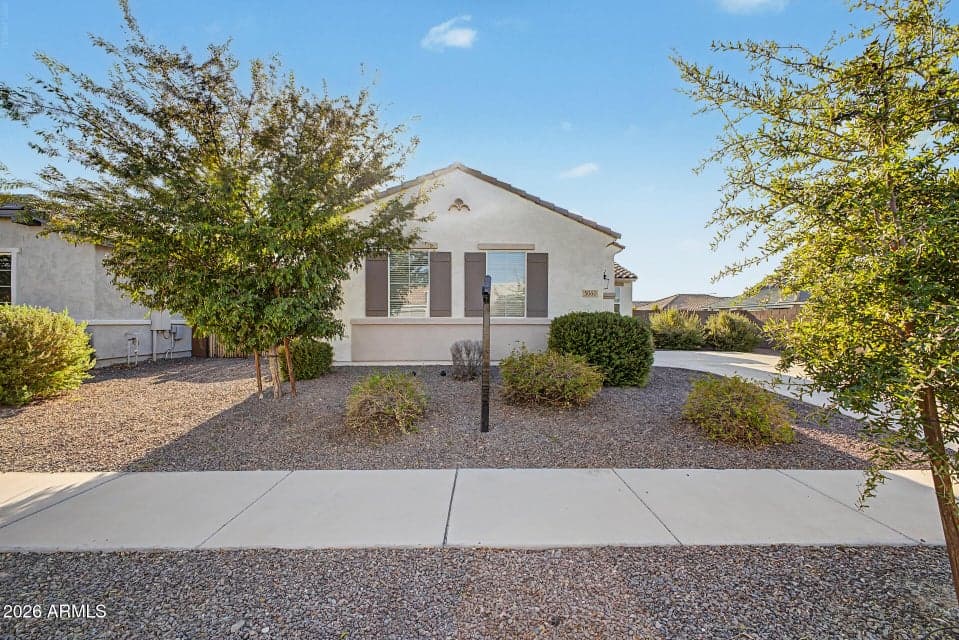 5060 N 84TH Drive, Glendale, AZ 85305 — photo 1 of 42