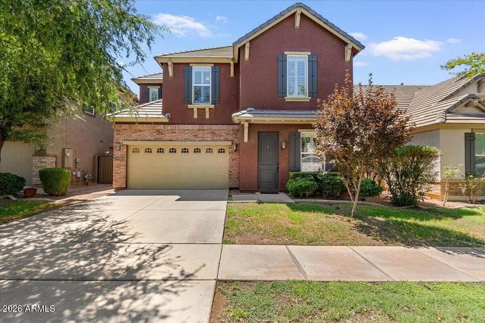 3451 E Amber Lane - Welcome home.