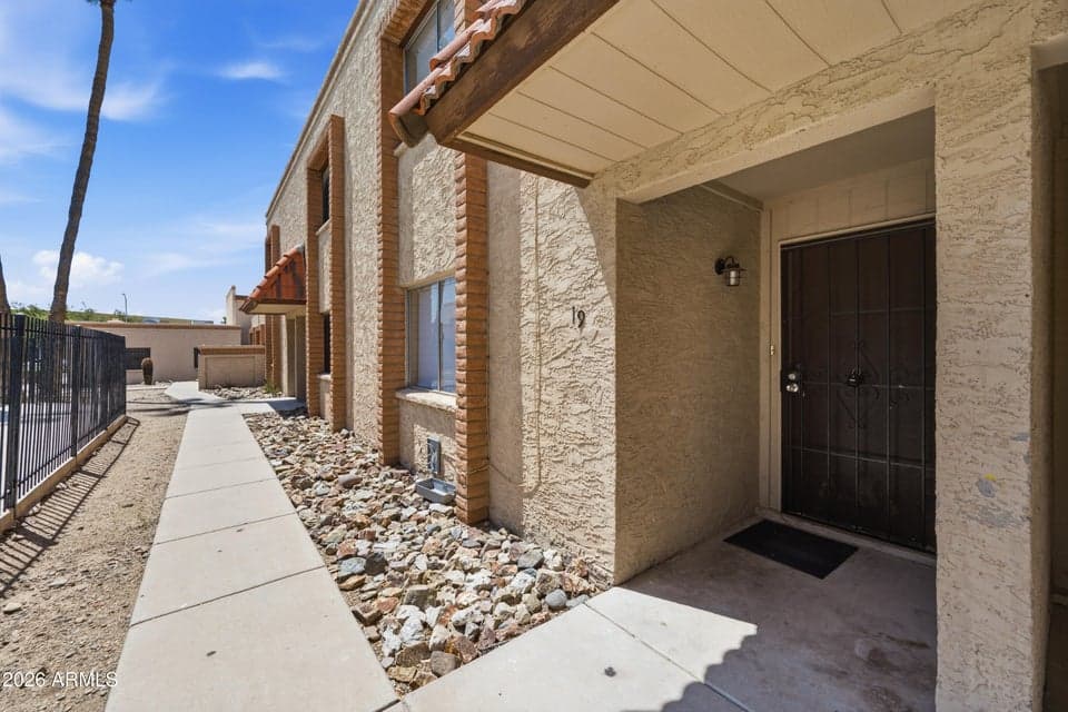 10411 N 11TH Avenue 19, Phoenix, AZ 85021 — photo 1 of 16