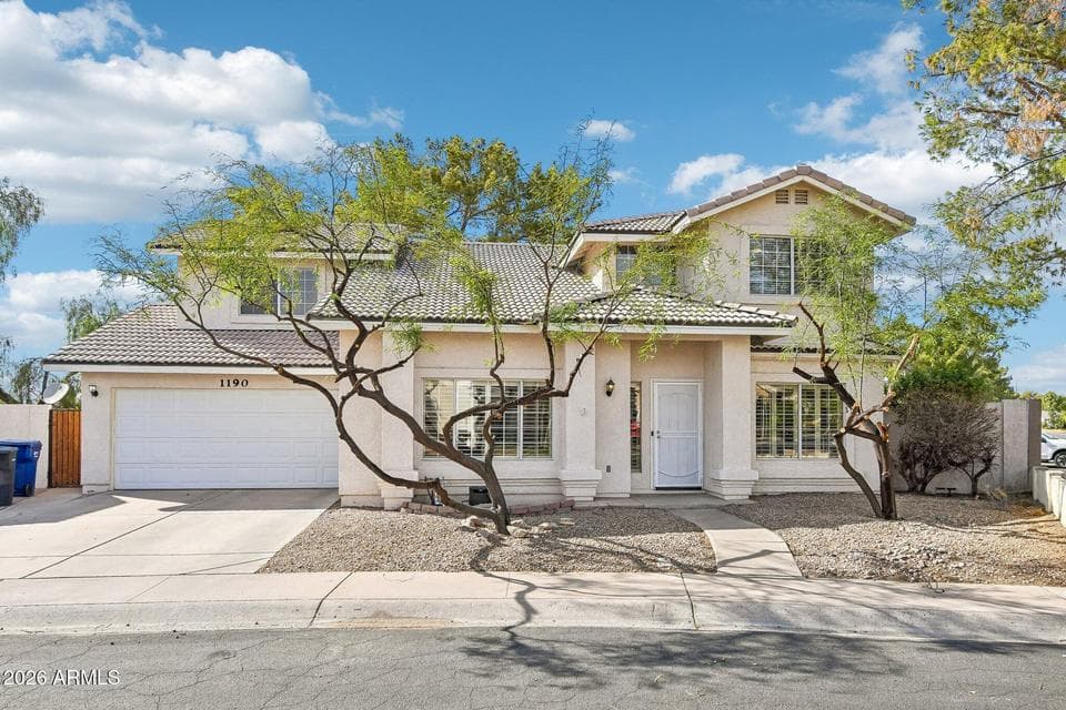 1190 N NANTUCKET Street, Chandler, AZ 85225 — photo 1 of 31