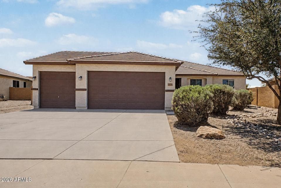 20230 N VALENCIA Drive, Maricopa, AZ 85138 — photo 1 of 34