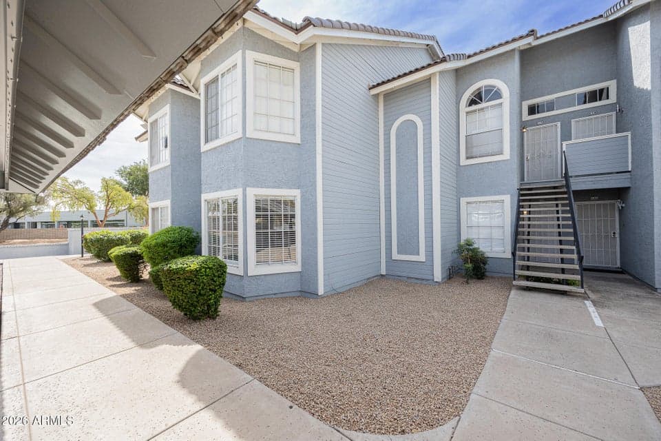 2910 W MARCONI Avenue 117, Phoenix, AZ 85053 — photo 1 of 23