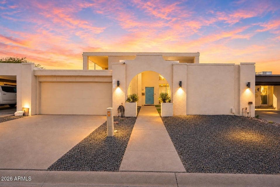 8633 E MONTEROSA Avenue, Scottsdale, AZ 85251 — photo 1 of 34