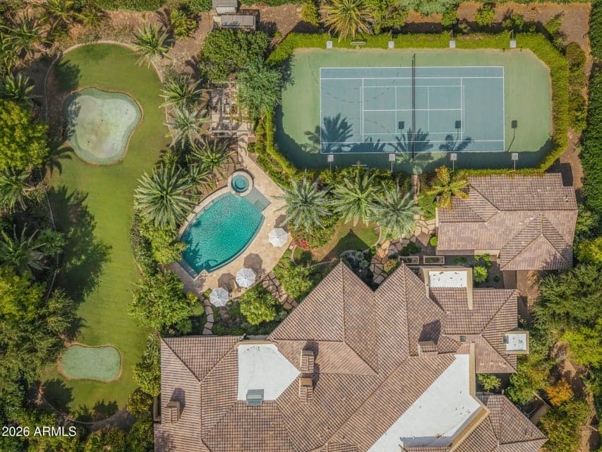 6624 N 66TH Place N, Paradise Valley, AZ 85253 — photo 1 of 57