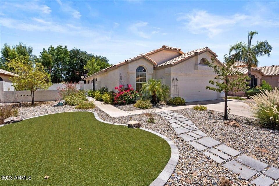 1891 W LONGHORN Drive, Chandler, AZ 85286 — photo 1 of 39