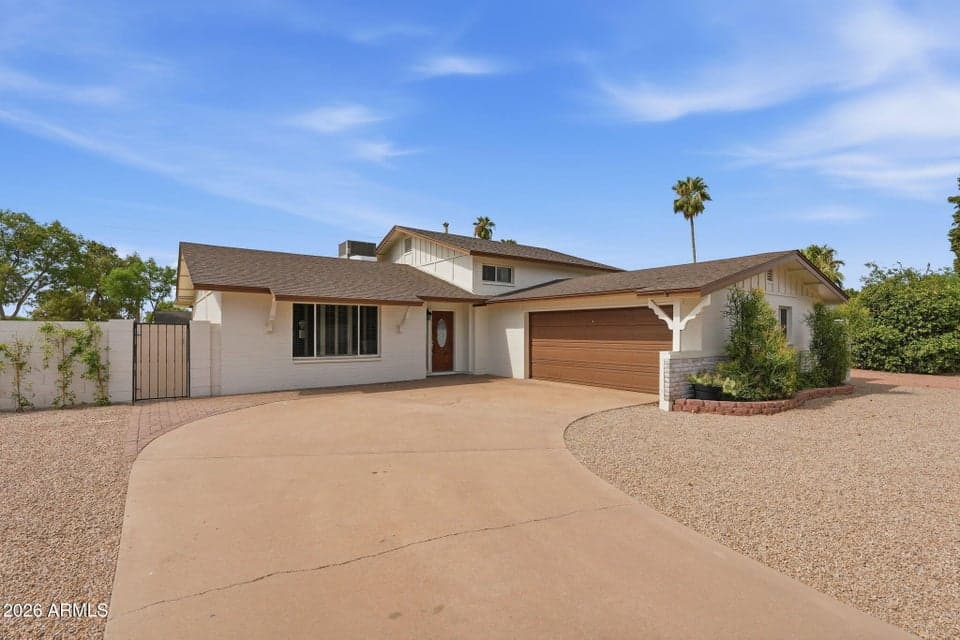 8355 E STELLA Lane, Scottsdale, AZ 85250 — photo 1 of 46