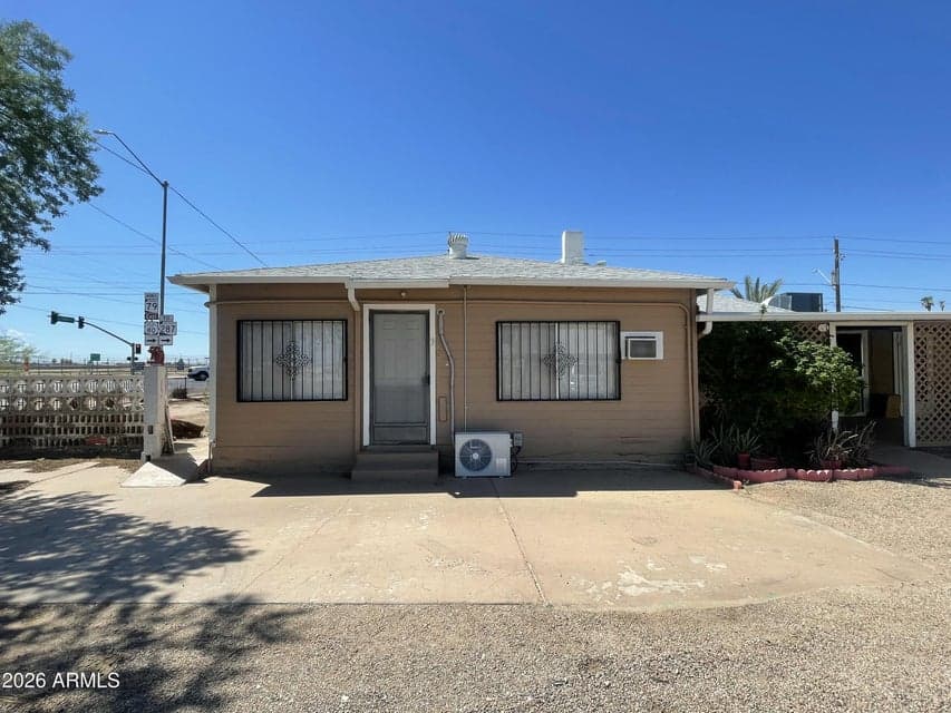 724 E Butte Avenue, Florence, AZ 85132 — photo 1 of 22