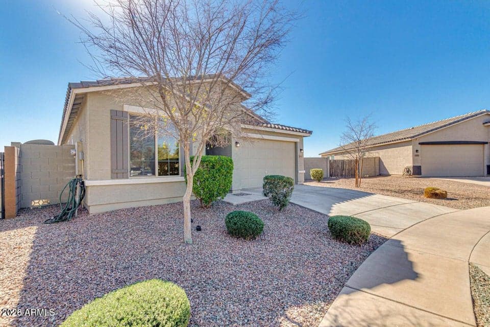 9437 W JONES Avenue, Tolleson, AZ 85353 — photo 1 of 22