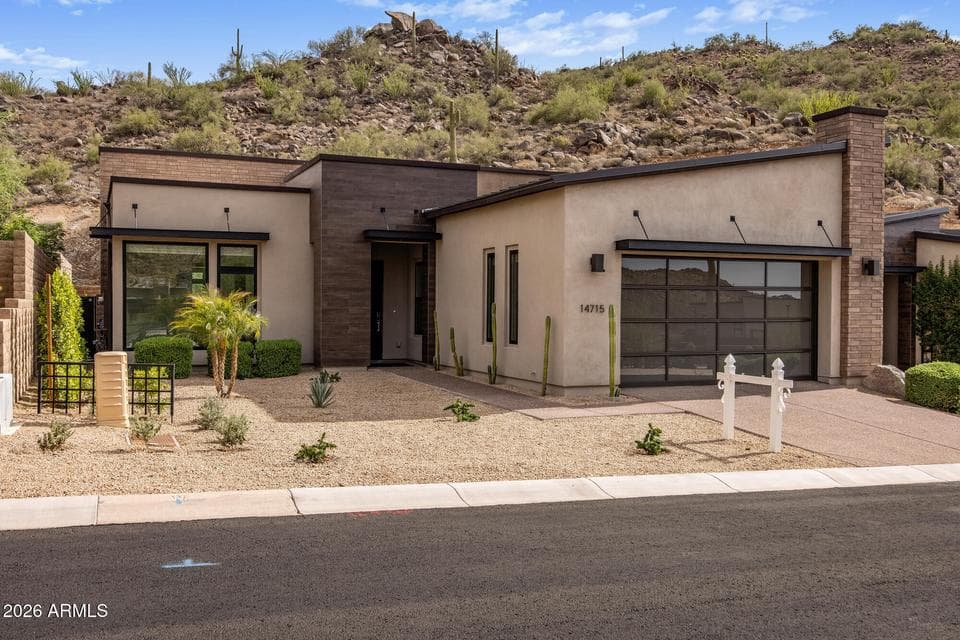 14715 N ADERO CANYON Drive, Fountain Hills, AZ 85268 — photo 1 of 34