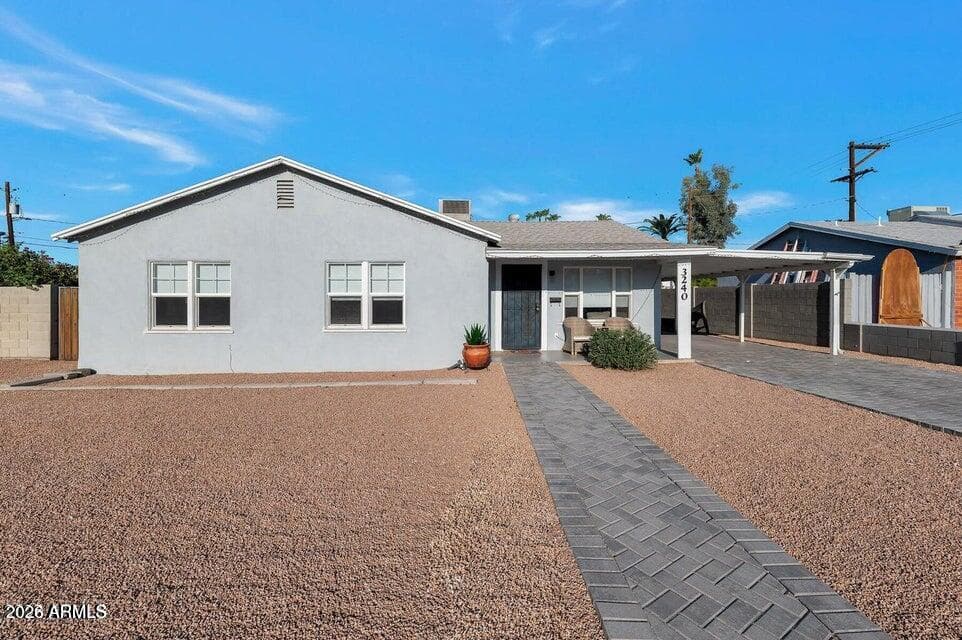 3240 N 26th Place, Phoenix, AZ 85016 — photo 1 of 15