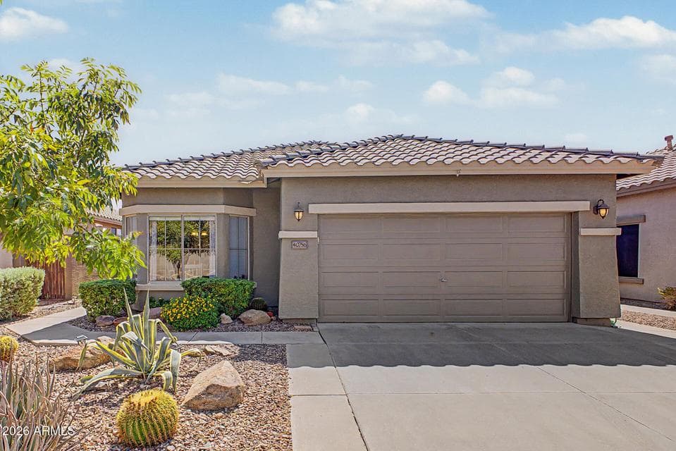 40756 N ROBINSON Drive, Anthem, AZ 85086 — photo 1 of 26
