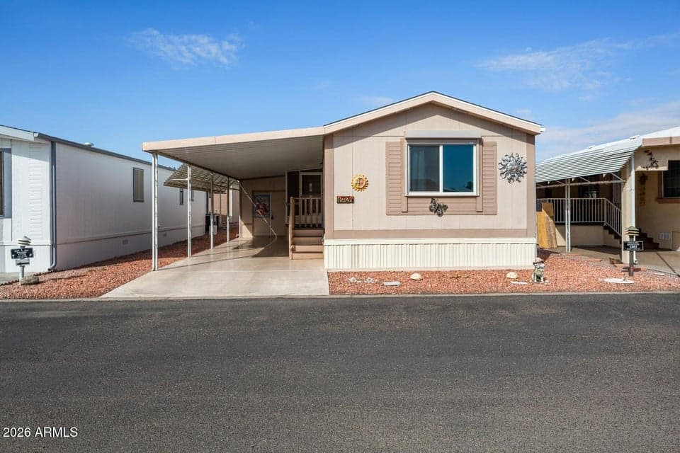 17200 W BELL Road 1724, Surprise, AZ 85374 — photo 1 of 24