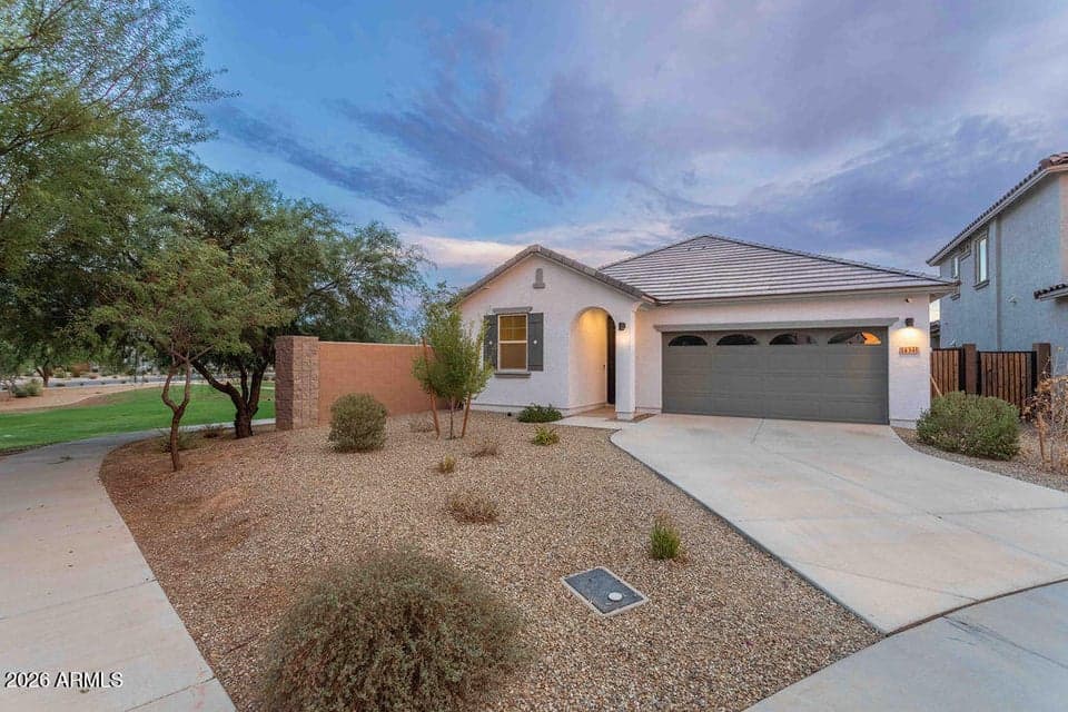 14341 W SMOKETREE Drive, Surprise, AZ 85387 — photo 1 of 32